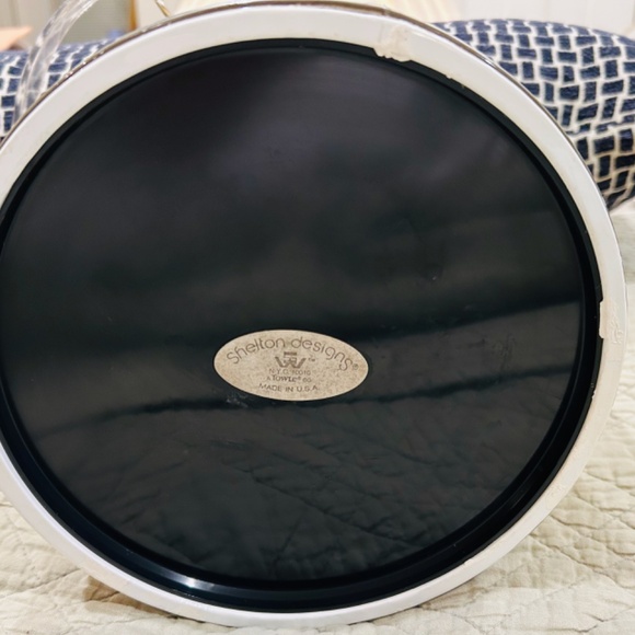 D6-RARE Vintage 1980's Gold & Silver ice bucket with Barware Utensils - Picture 6 of 13